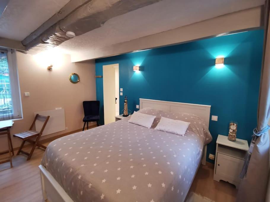 Le Rez De Jardin Apartment Honfleur Exterior photo
